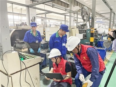 工匠進(jìn)企問(wèn)診，技術(shù)服務(wù)解難題
